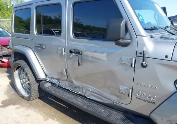 Jeep Wrangler cena 64000 przebieg: 138147, rok produkcji 2018 z Drzewica małe 121